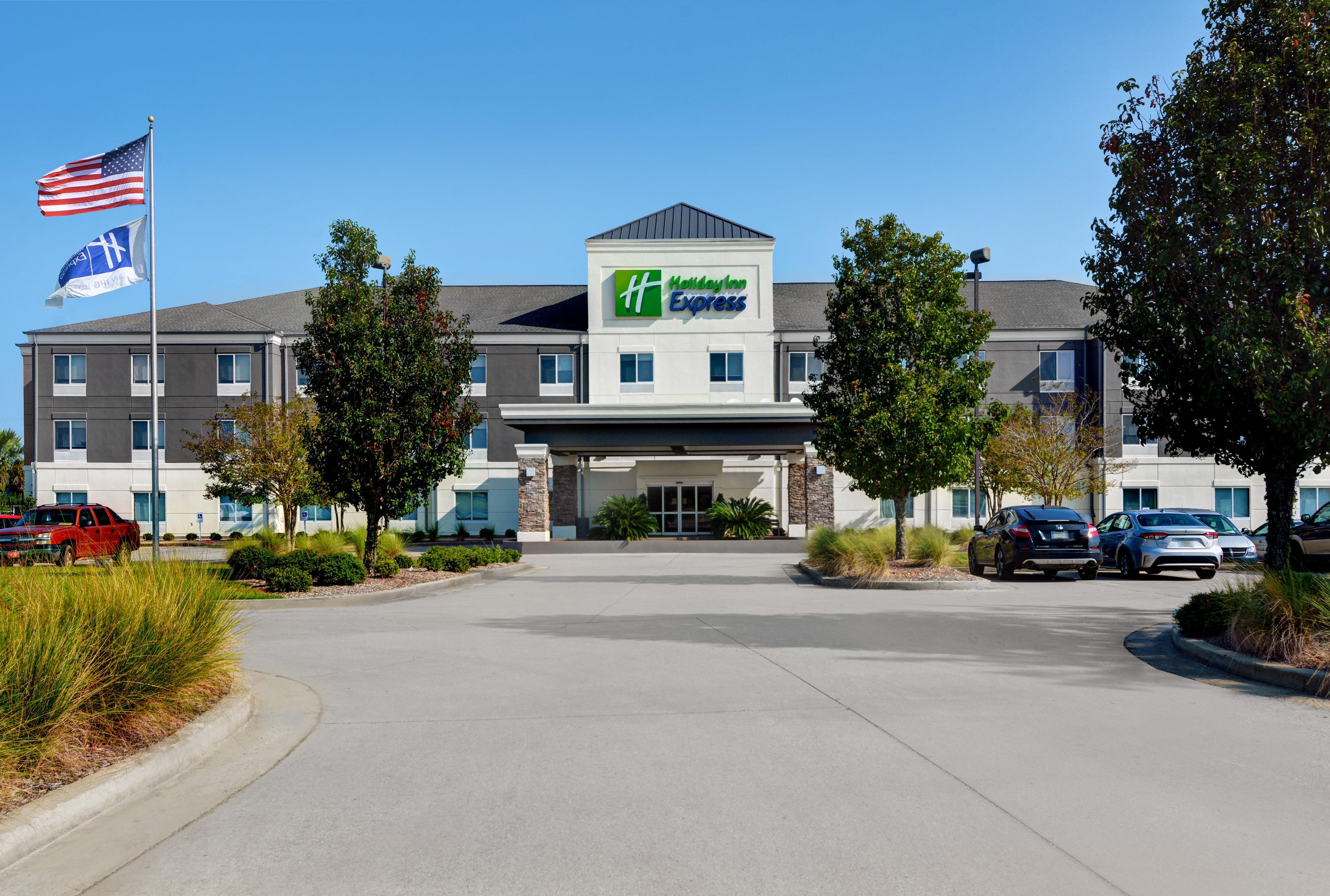 Holiday Inn Express Atmore By Ihg Екстериор снимка