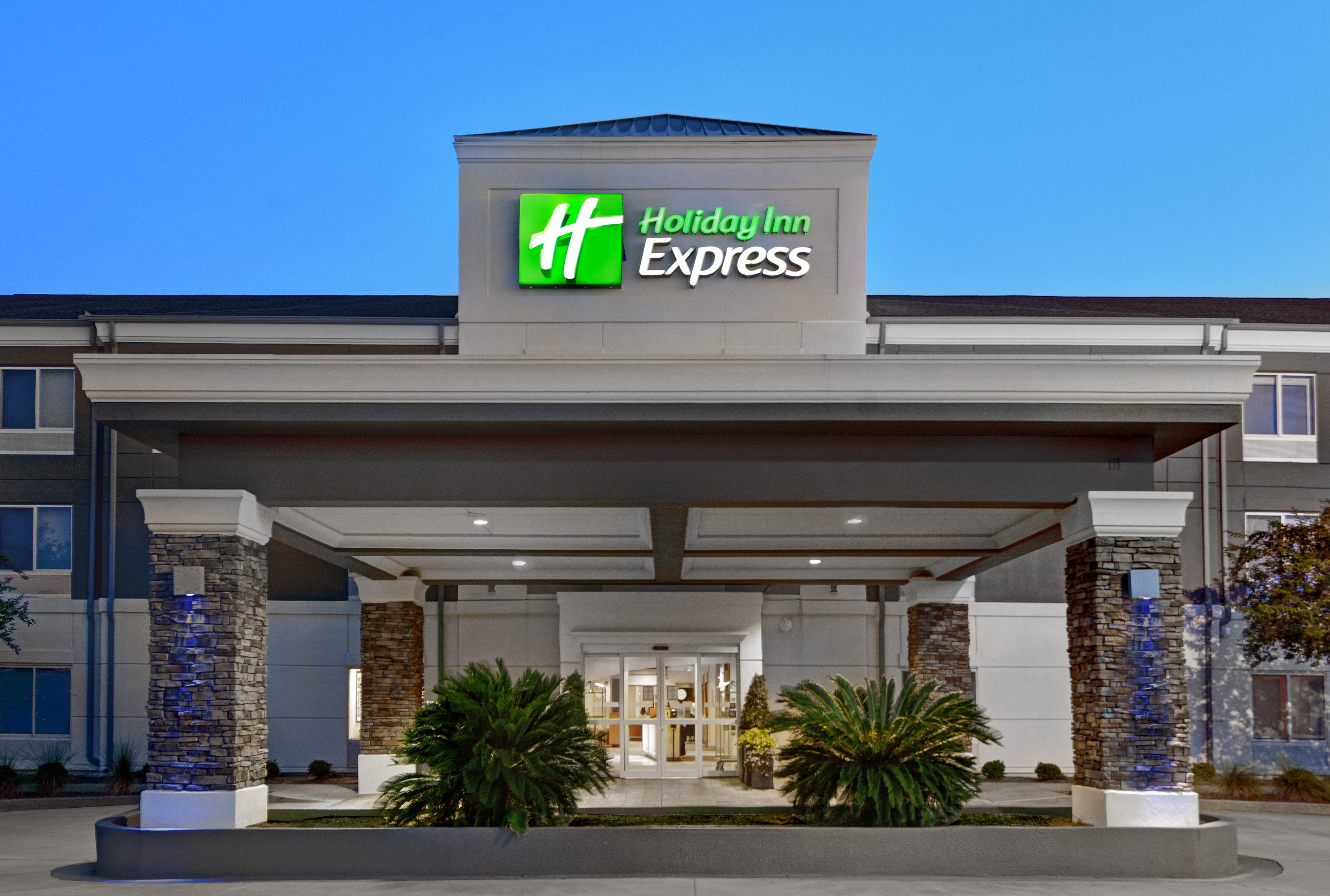 Holiday Inn Express Atmore By Ihg Екстериор снимка
