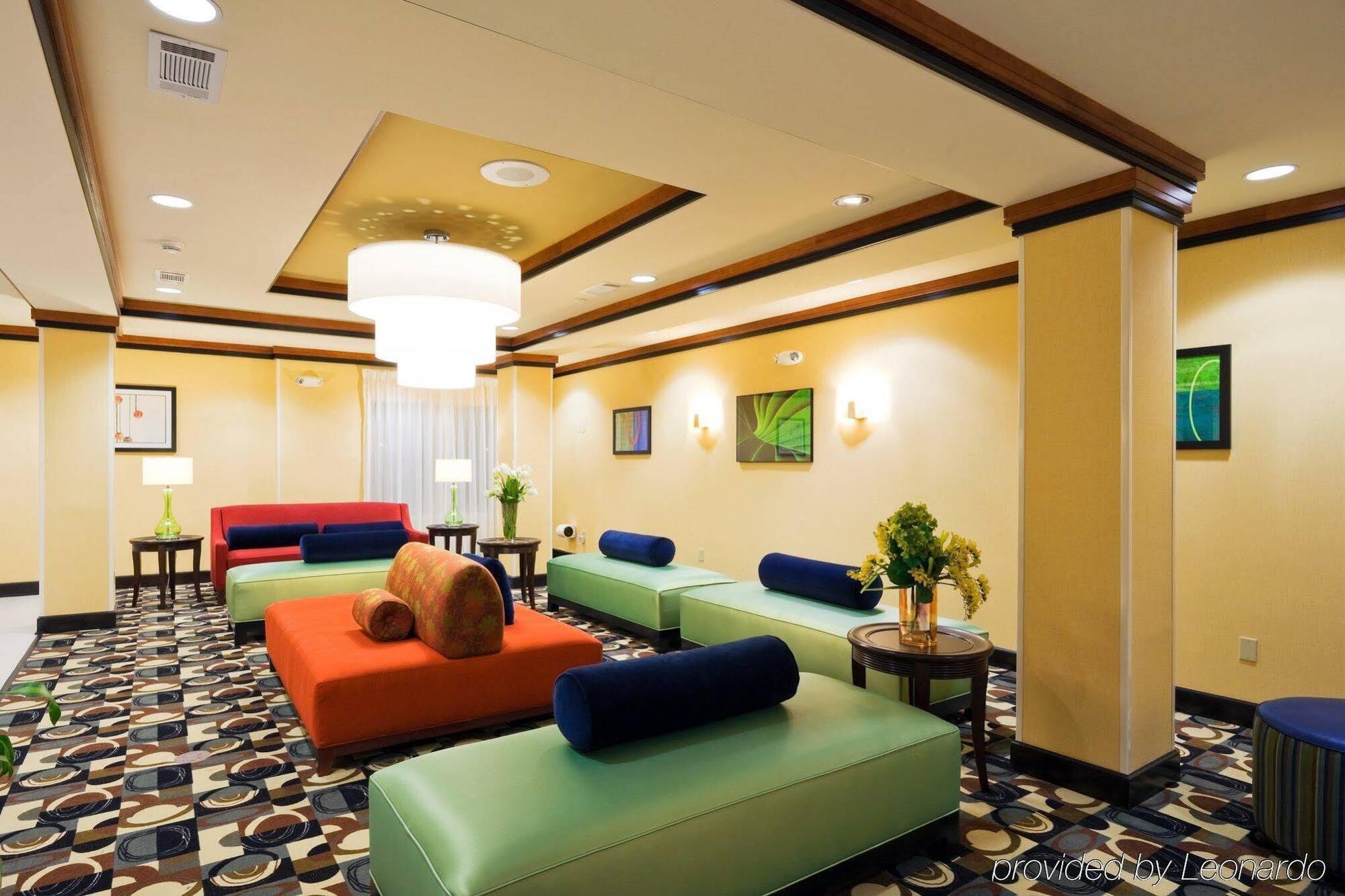 Holiday Inn Express Atmore By Ihg Екстериор снимка