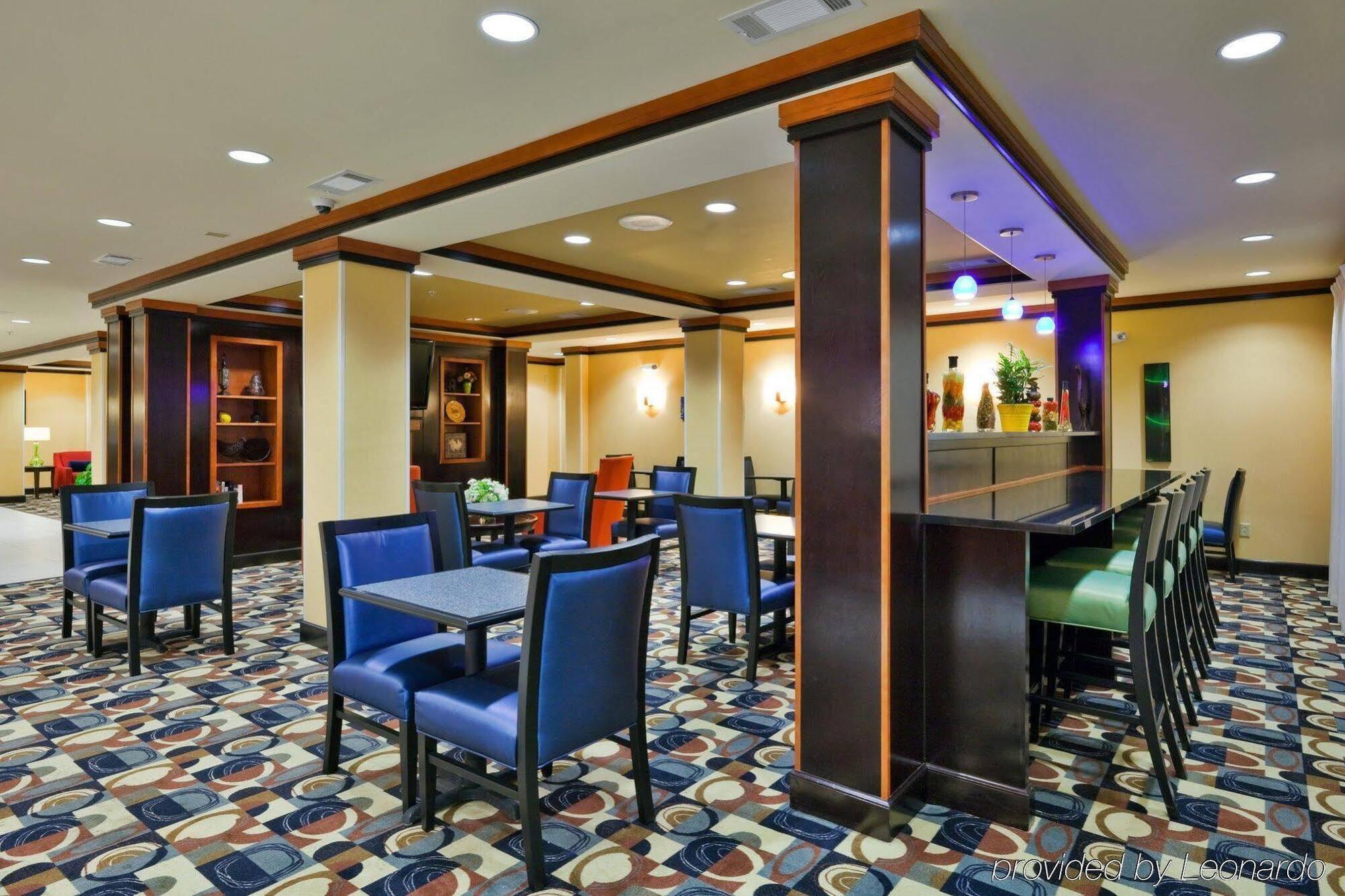 Holiday Inn Express Atmore By Ihg Екстериор снимка